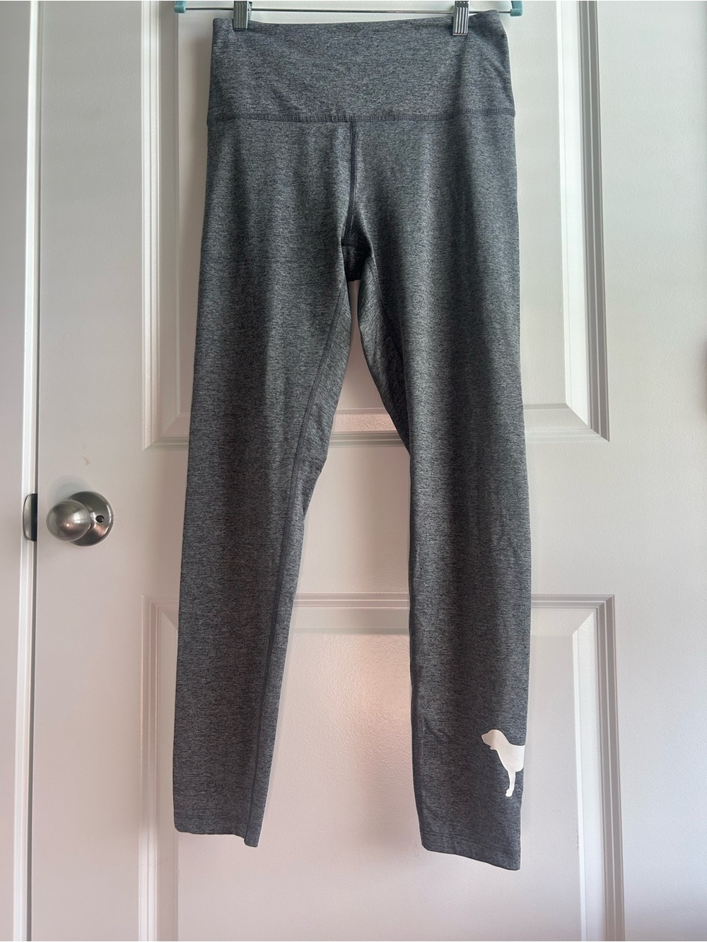 PINK Victoria's Secret Grey' Leggings